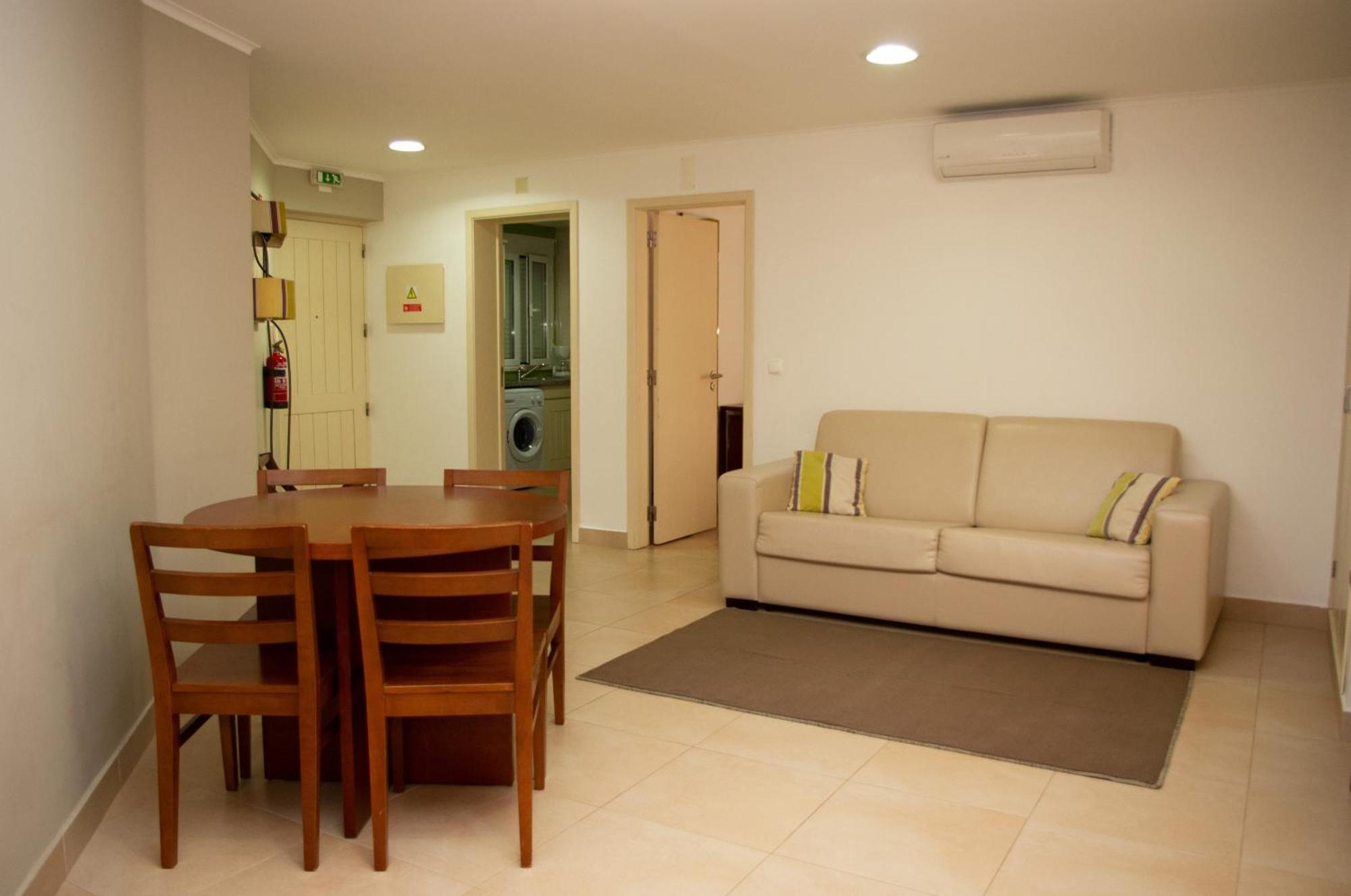 Apartamentos Vila Nova فيلا نوفا دو ميلفونتس المظهر الخارجي الصورة